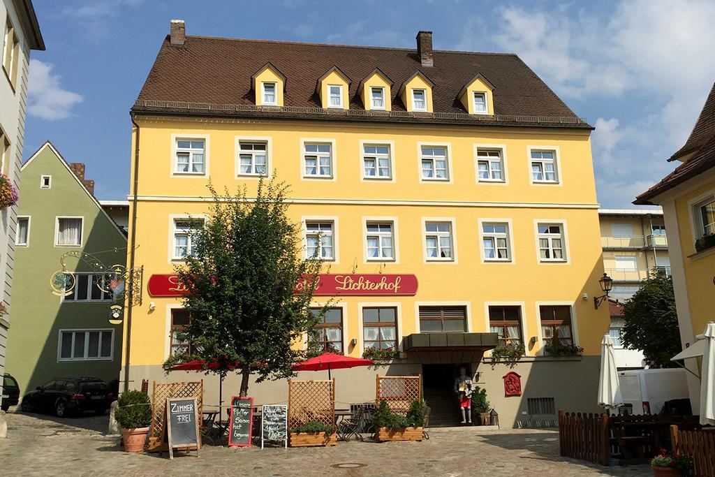 Landgasthof-Hotel Lichterhof Uffenheim Bagian luar foto